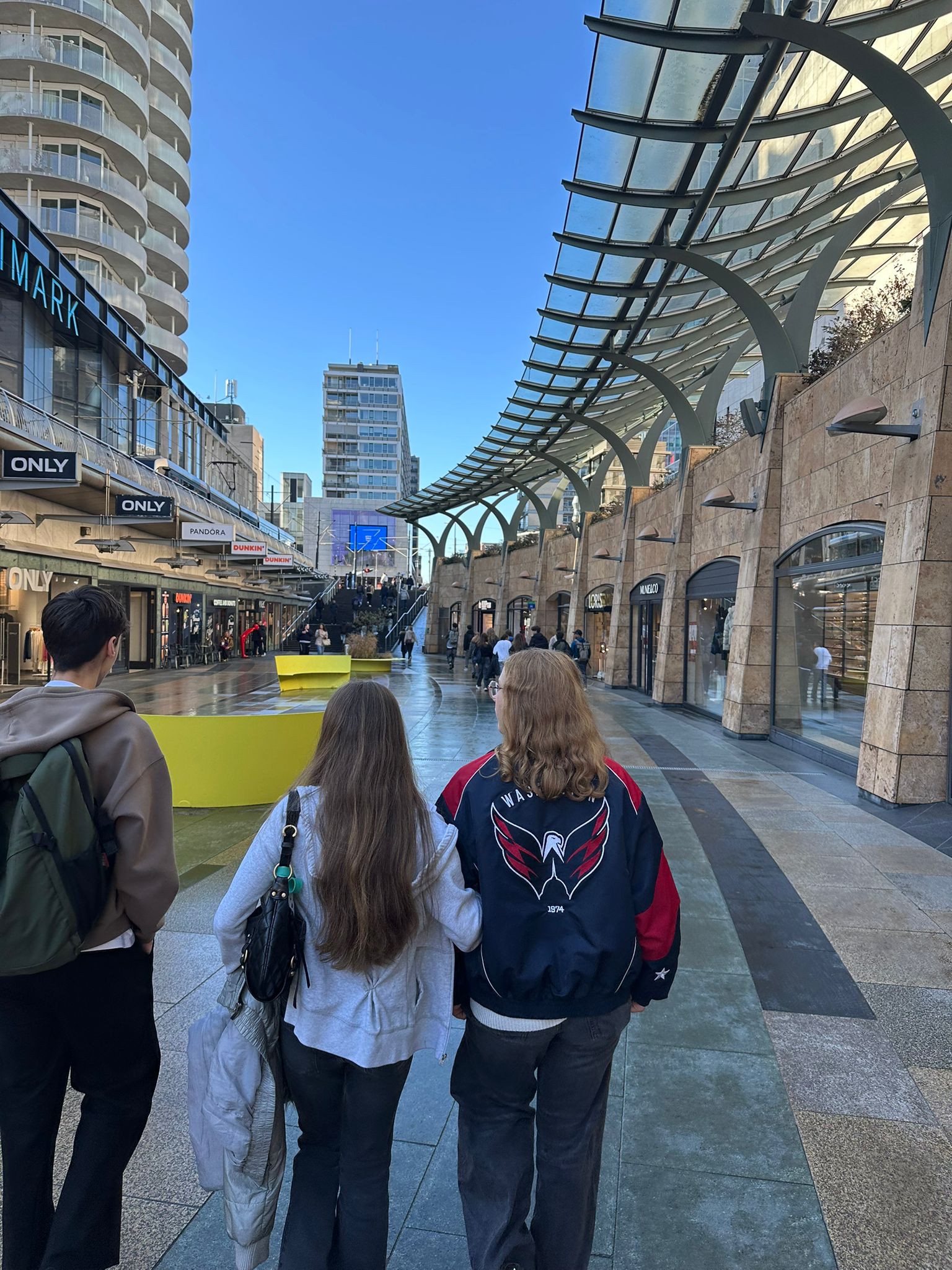 Students on the Rotterdam trip